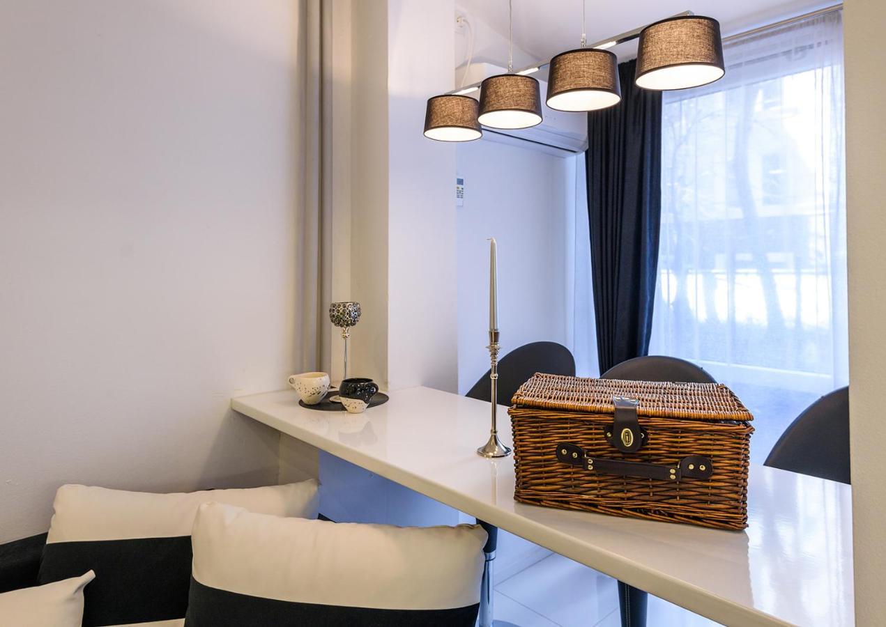 Zero-Waste Studio Apartment in Central Sofia Exterior foto