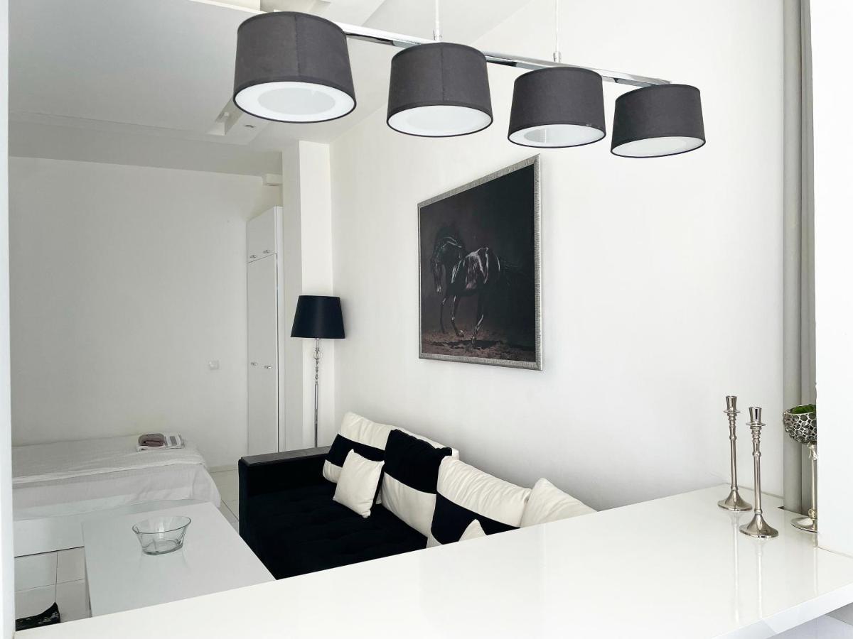 Zero-Waste Studio Apartment in Central Sofia Exterior foto